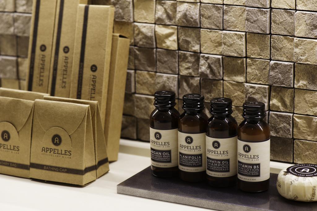 Oakwood Premier Tokyo Hotel Eksteriør billede A selection of APPELLES products