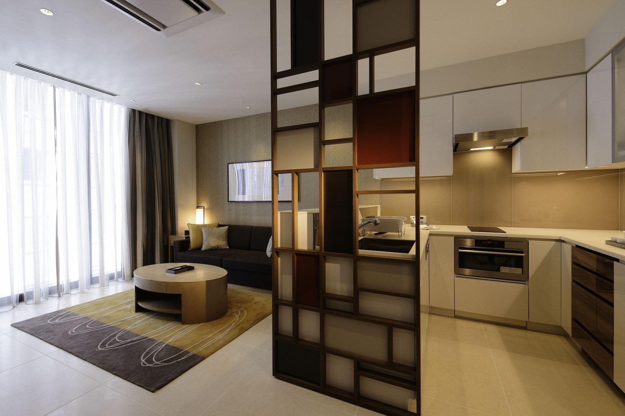 Oakwood Premier Tokyo Hotel Eksteriør billede A modern Japanese apartment