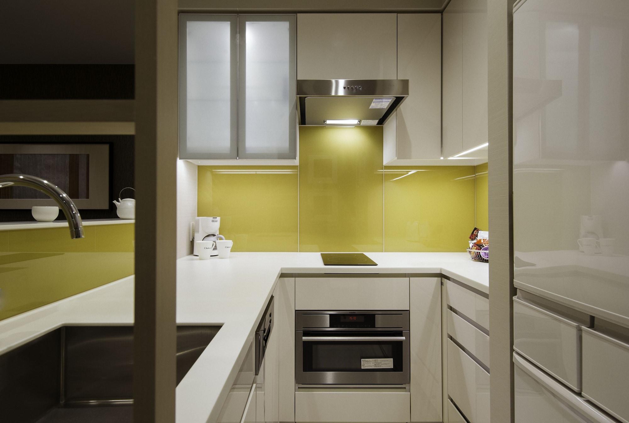 Oakwood Premier Tokyo Hotel Eksteriør billede A modern kitchen